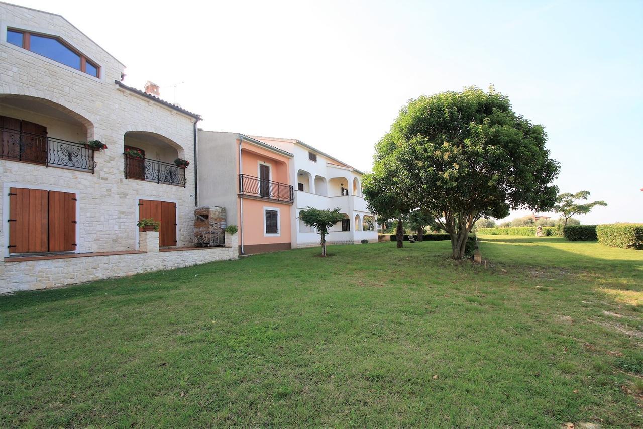 Apartments Livio Stranici Rosini Exterior foto